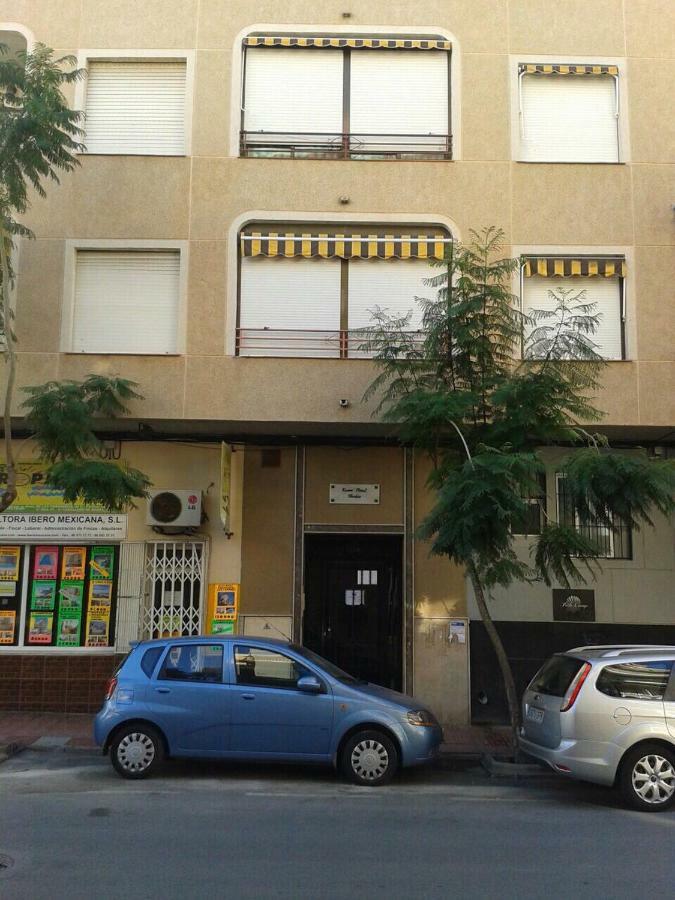 Apartments atico on Calle Caballero de Rodas Torrevieja Exterior foto